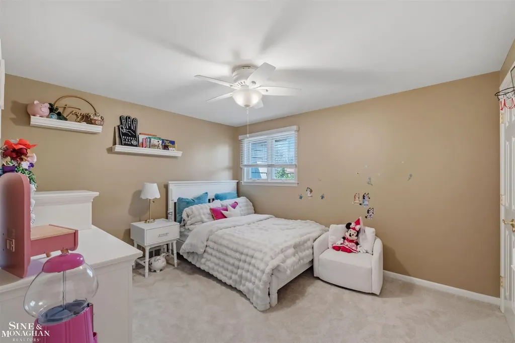 578 Heather Lane Grosse Pointe Woods City MI 48236