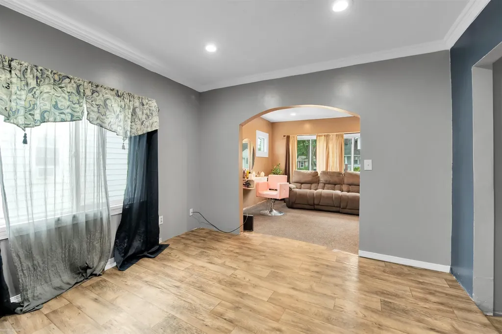 5056 Lafontaine Street Detroit City MI 48236