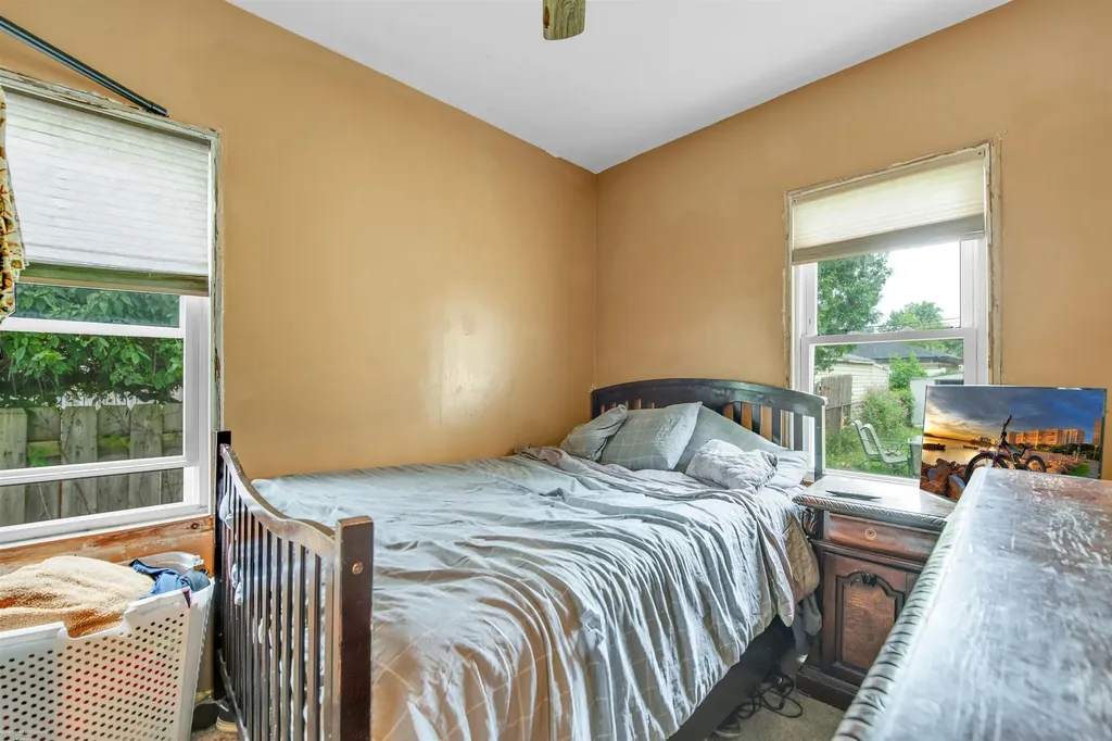 5056 Lafontaine Street Detroit City MI 48236
