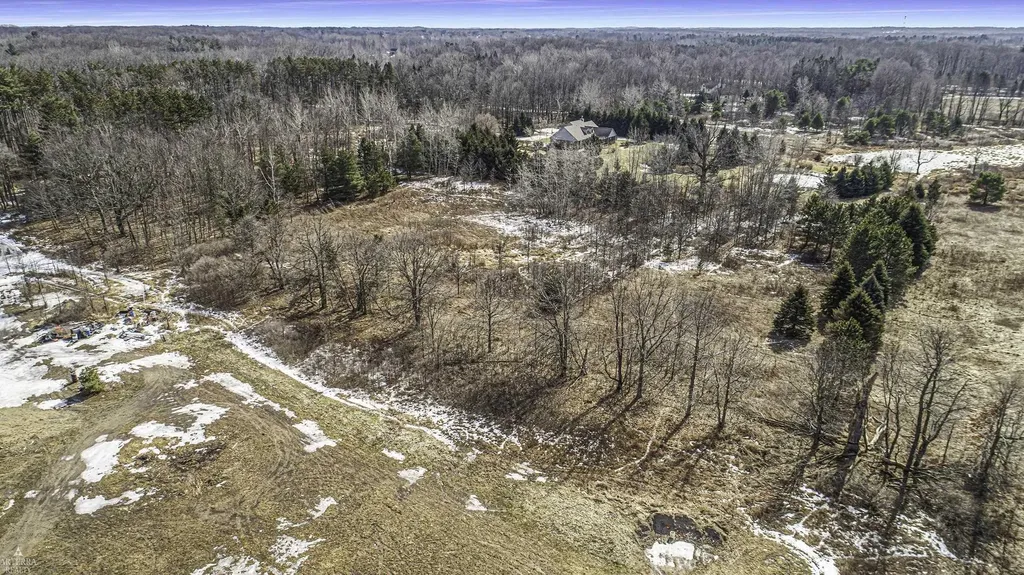 395 S Lake George Road Attica Township MI 48412