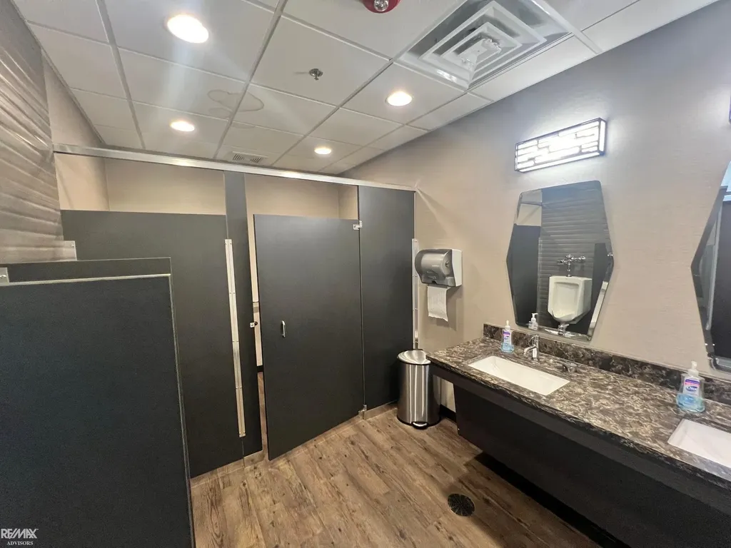 45200 Card Road Macomb Township MI 48044