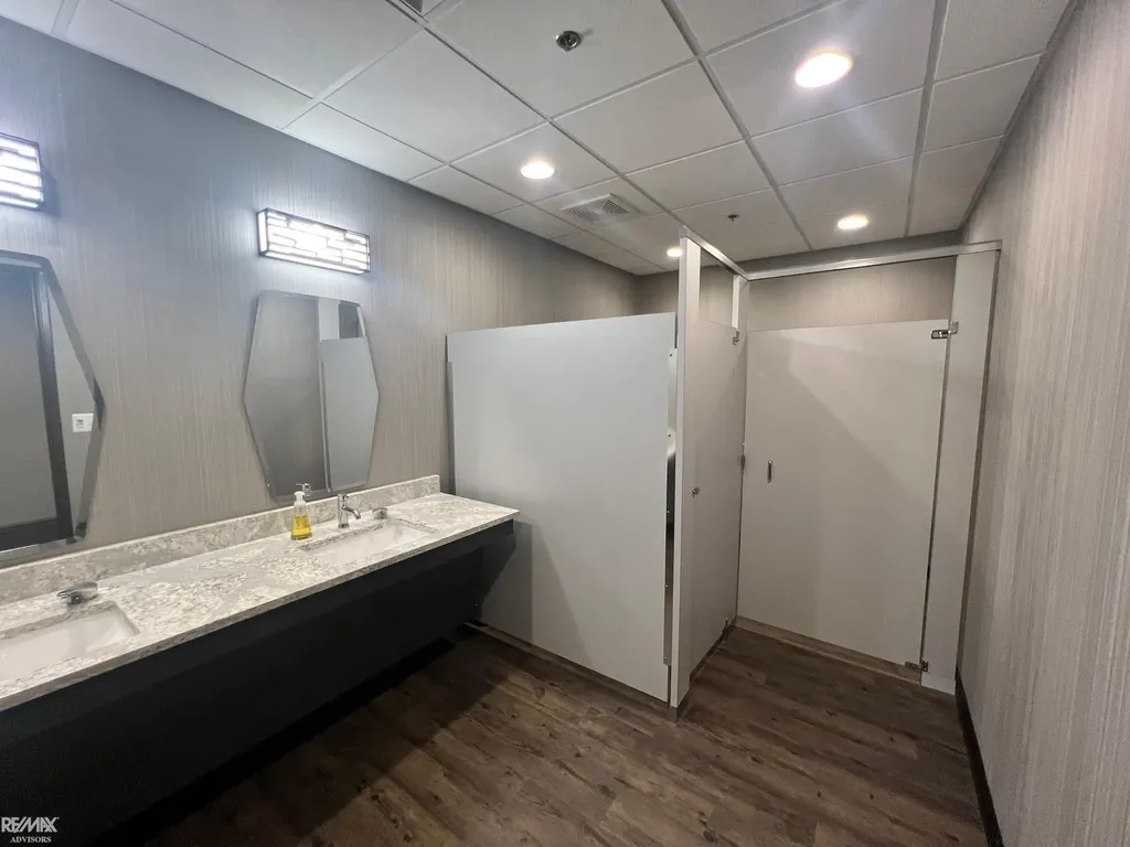 45200 Card Road Macomb Township MI 48044