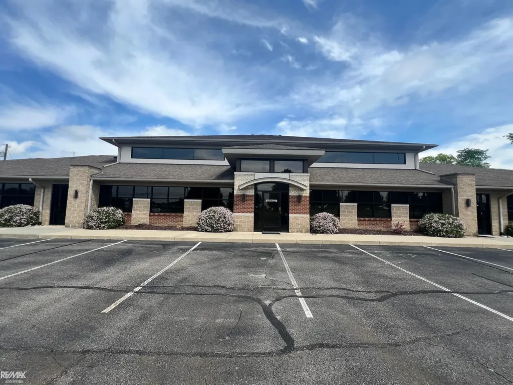 45200 Card Road Macomb Township MI 48044