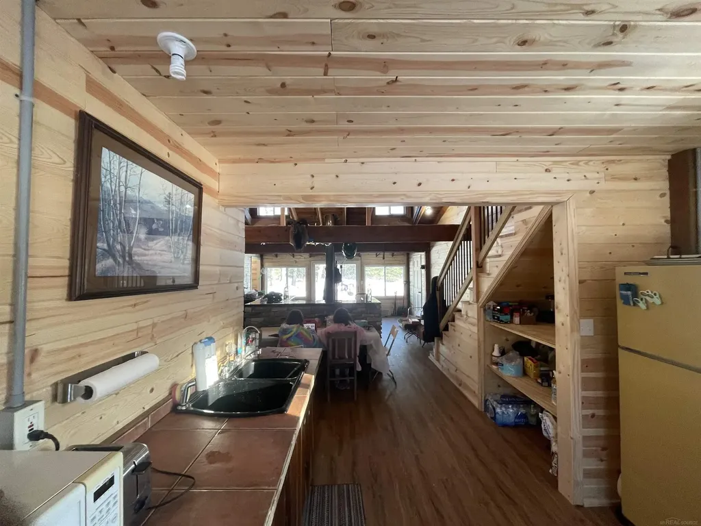4011 Sandall Road Maple Ridge Township MI 49707