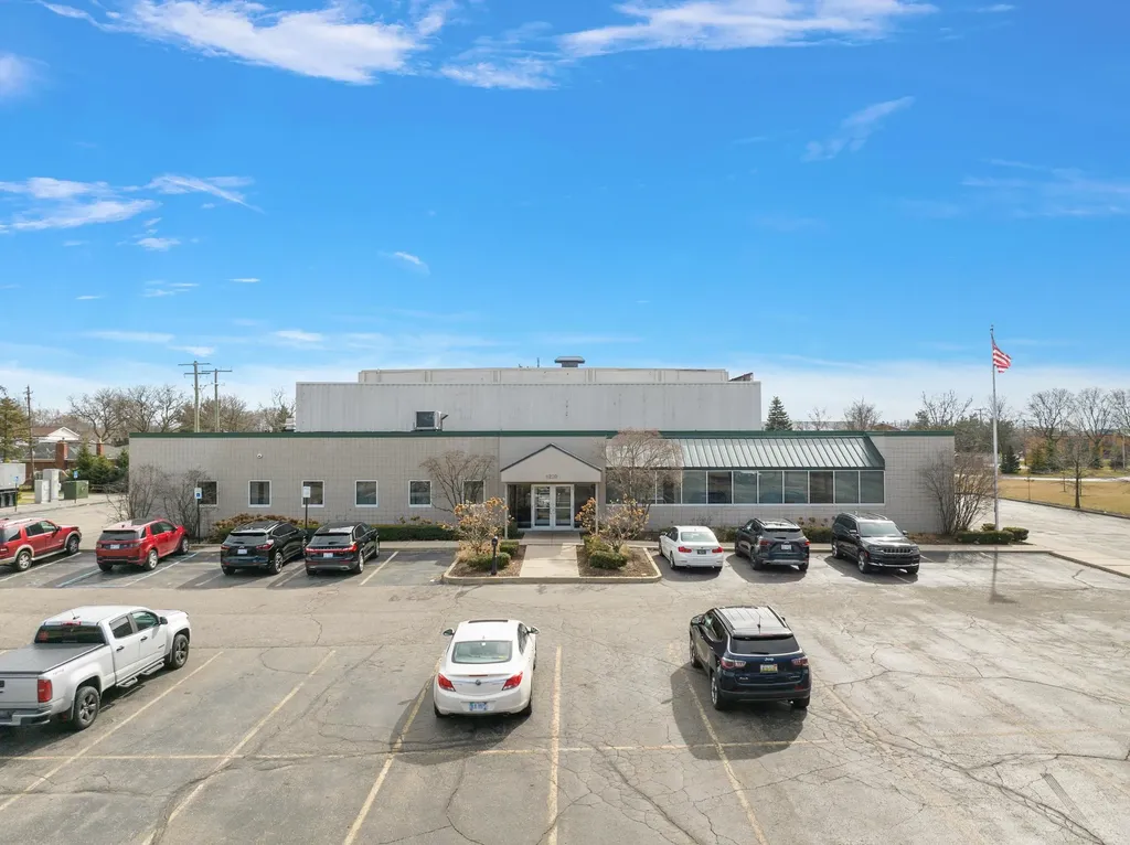 8220 Irving Road Sterling Heights City MI 48312