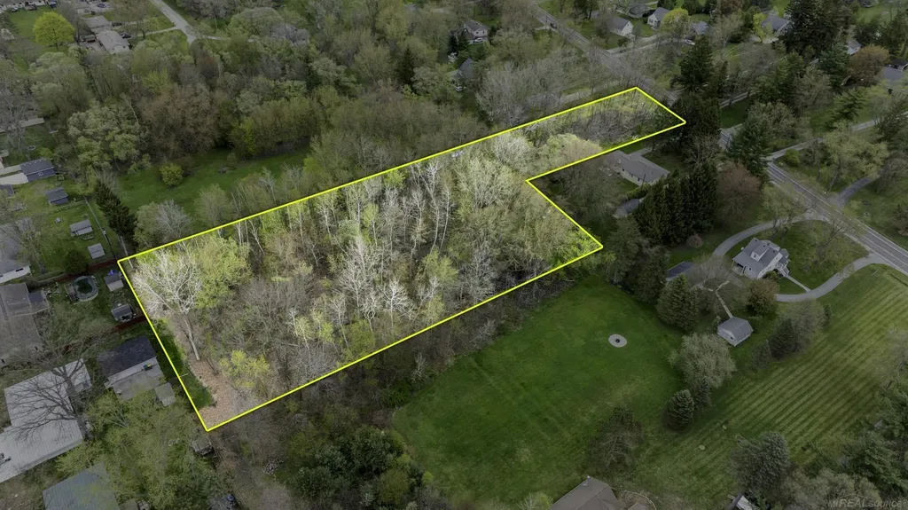 0000 Strawberry Lane Port Huron Charter Township MI 48060