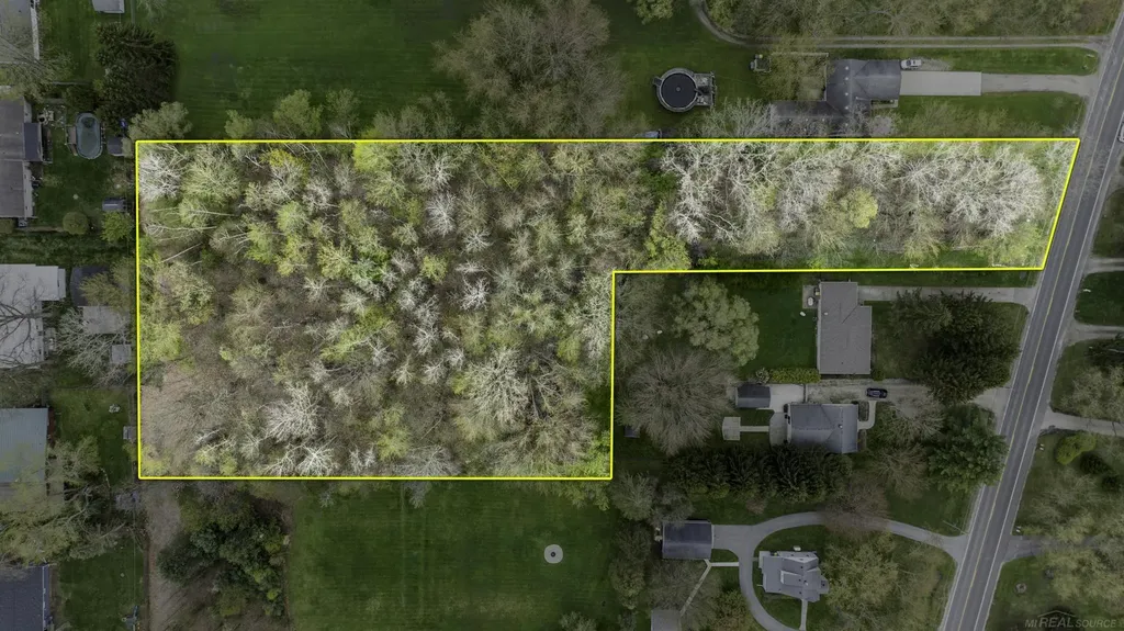0000 Strawberry Lane Port Huron Charter Township MI 48060