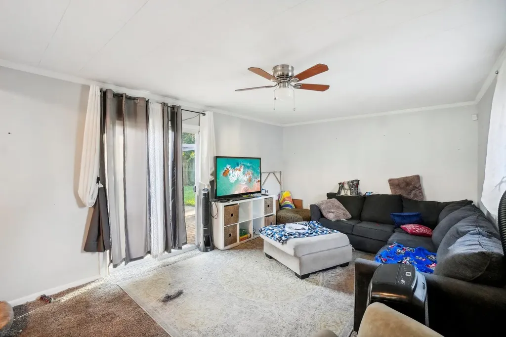 34559 Chope Place Clinton Charter Township MI 48035