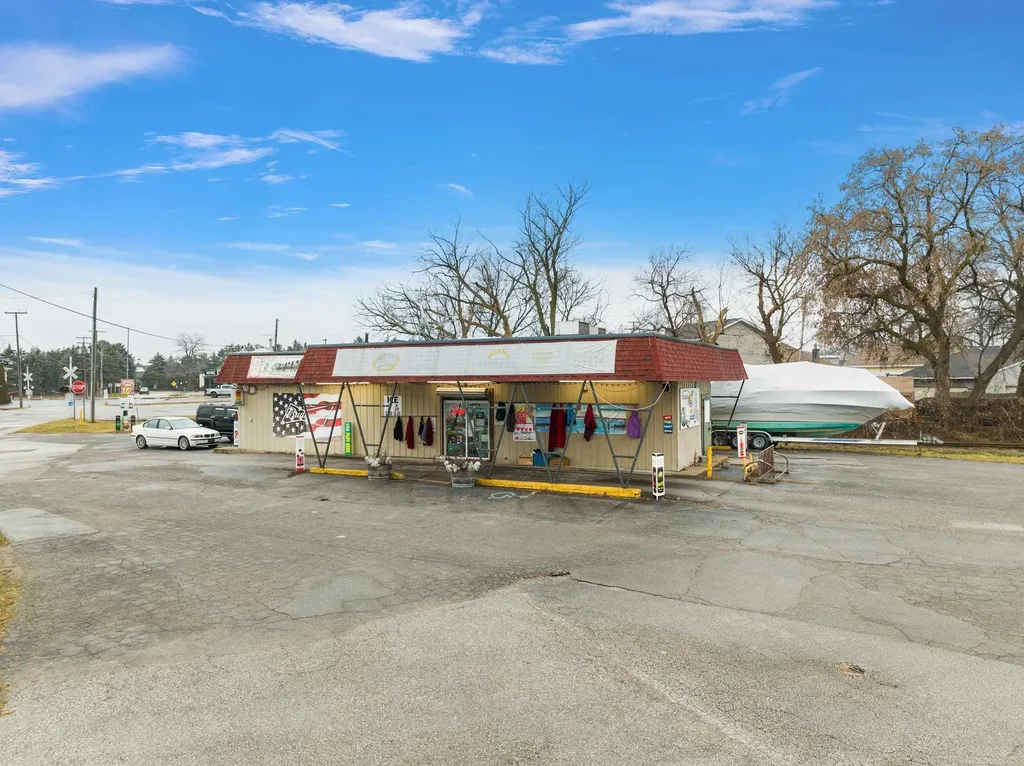 1635 Pine Grove Street Port Huron City MI 48060