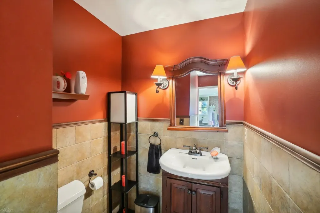 5577 Harlowe Drive Shelby Charter Township MI 48316