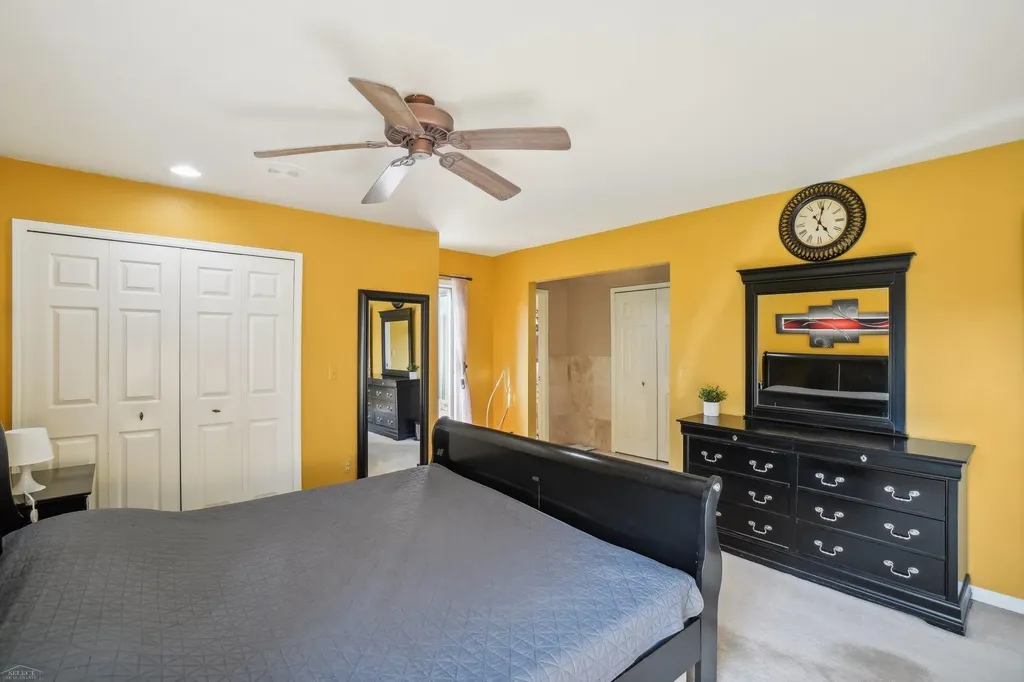 5577 Harlowe Drive Shelby Charter Township MI 48316