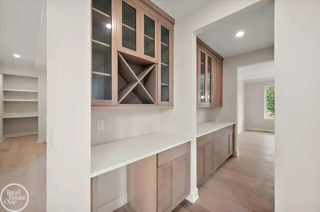 54438 Carrington Drive Shelby Charter Township MI 48316