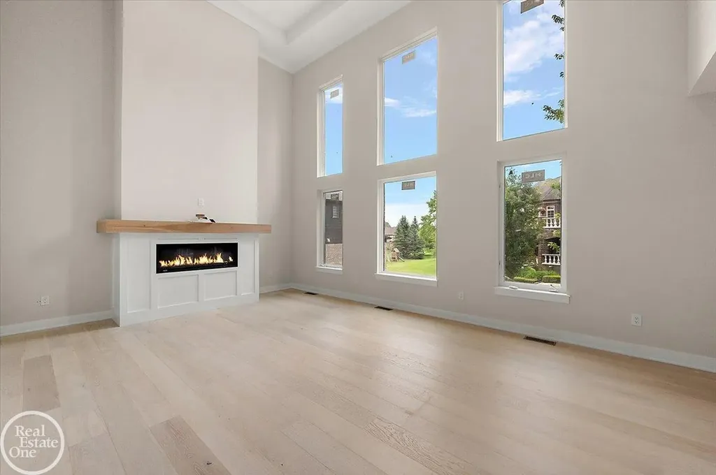 54438 Carrington Drive Shelby Charter Township MI 48316