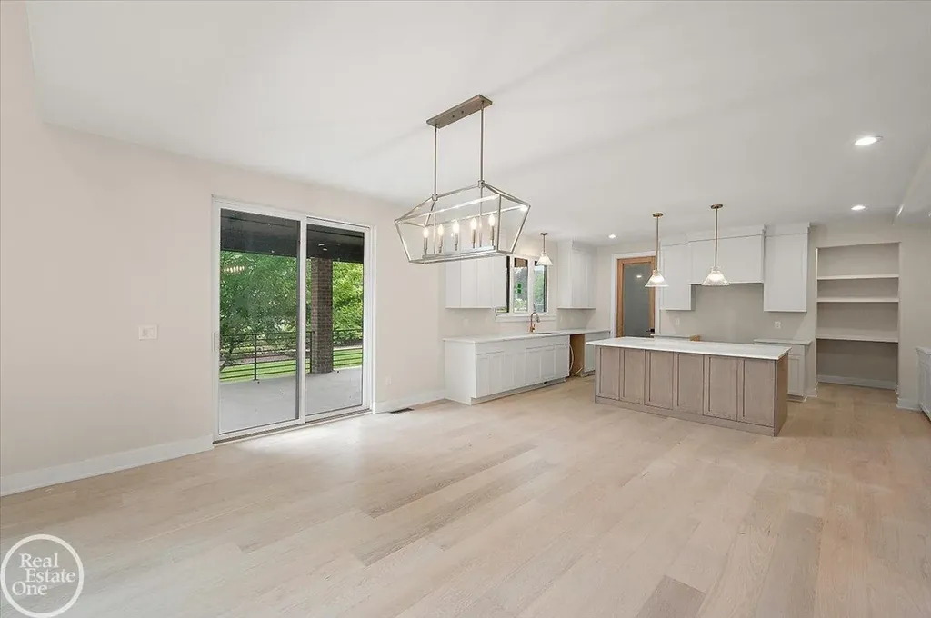 54438 Carrington Drive Shelby Charter Township MI 48316