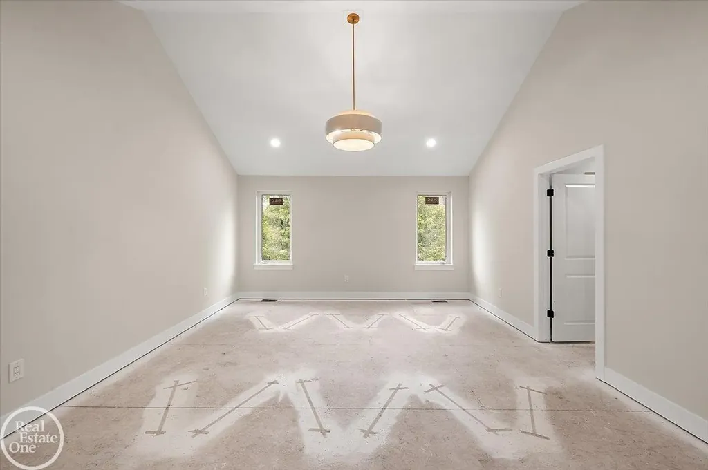 54438 Carrington Drive Shelby Charter Township MI 48316