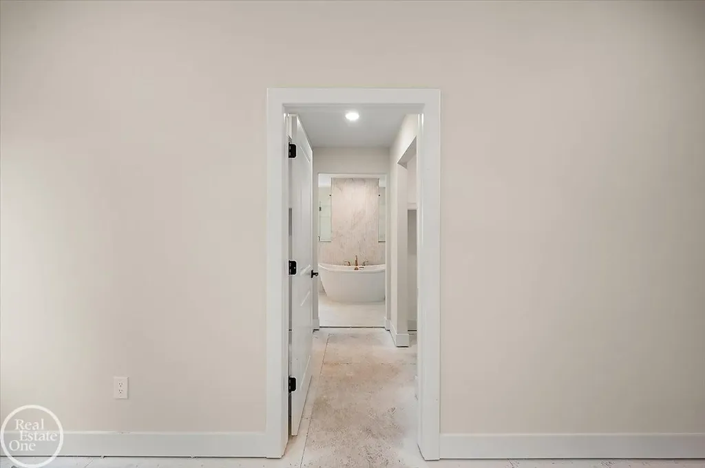 54438 Carrington Drive Shelby Charter Township MI 48316