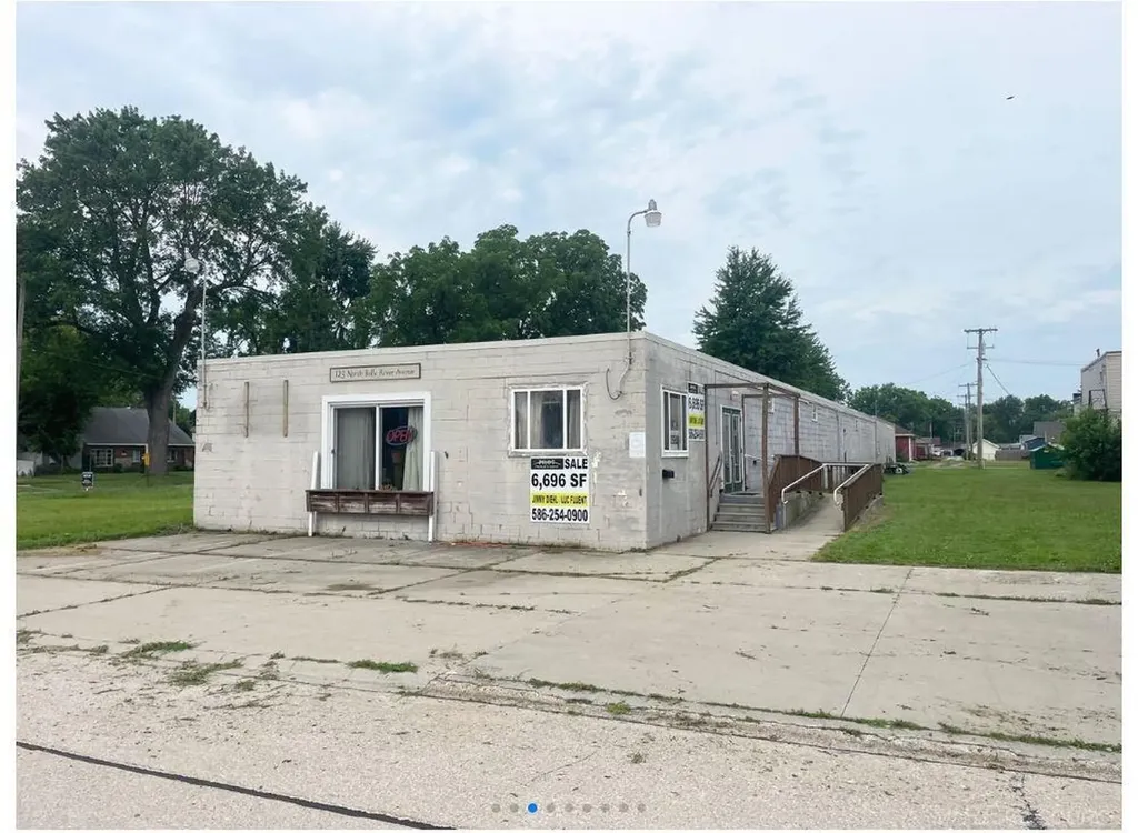 123 N Belle River Road Marine City City MI 48039