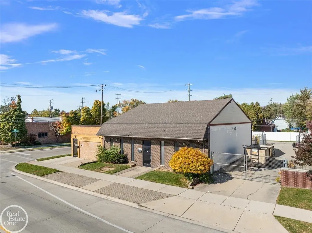 17511 Stephens Drive Eastpointe City MI 48021