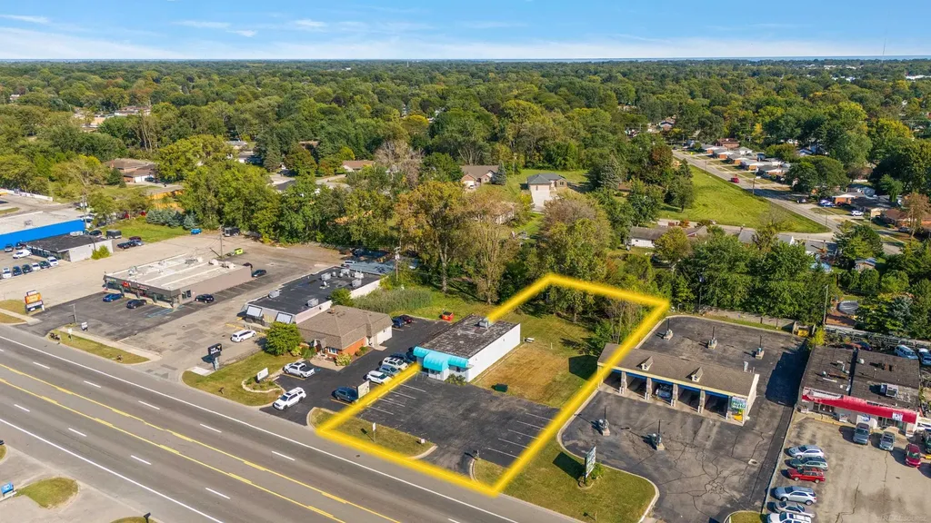 36366 Groesbeck Highway Clinton Charter Township MI 48035