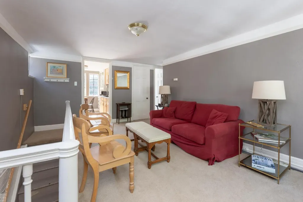 355 Lincoln Road Grosse Pointe City MI 48230