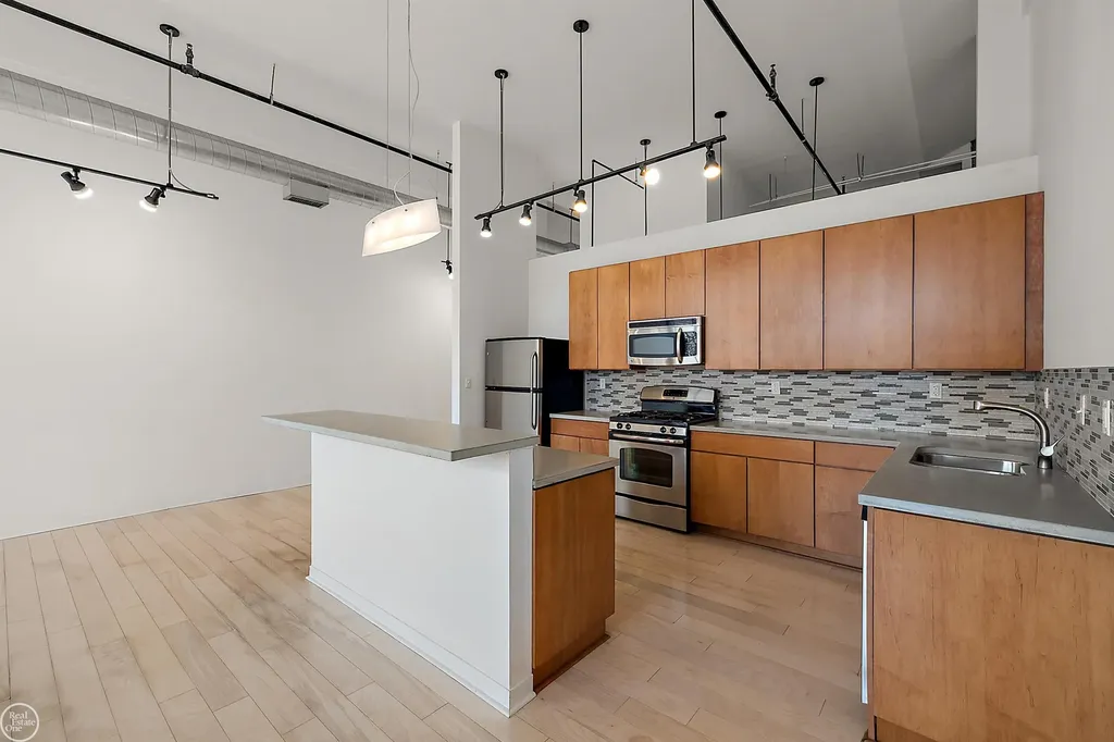 444 W Willis St Unit#89/205 Street Detroit City MI 48201