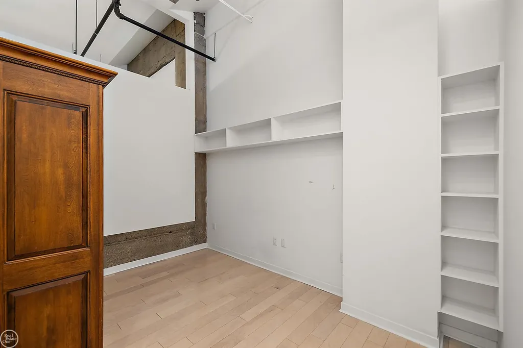 444 W Willis St Unit#89/205 Street Detroit City MI 48201