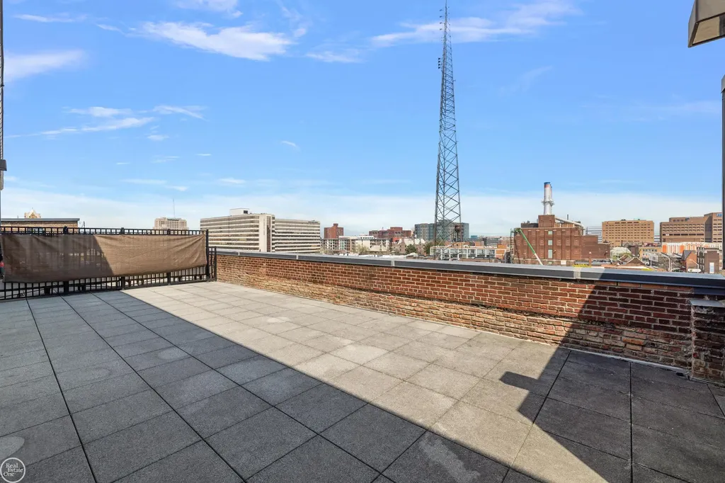 444 W Willis St Unit#89/205 Street Detroit City MI 48201