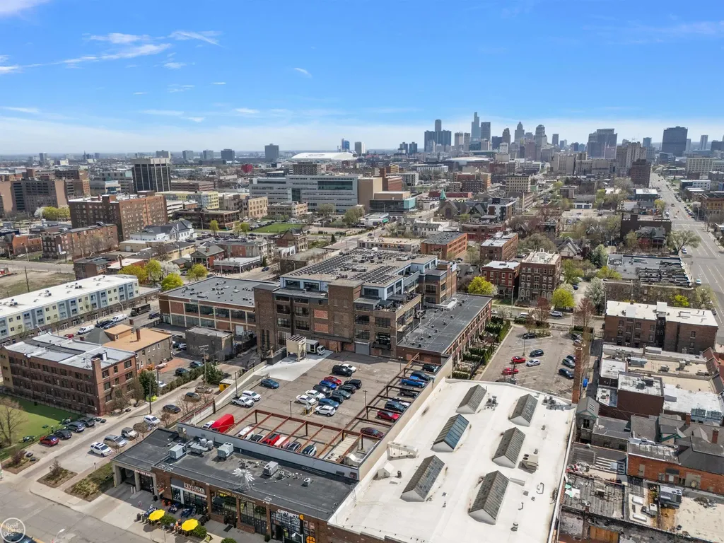 444 W Willis St Unit#89/205 Street Detroit City MI 48201
