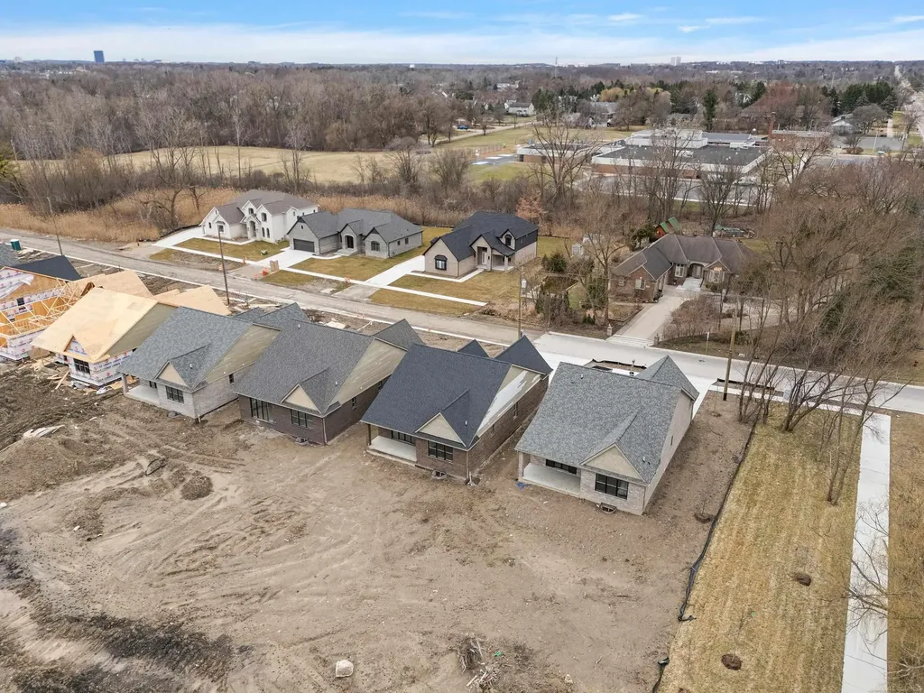 5871 Everton Court Troy City MI 48085