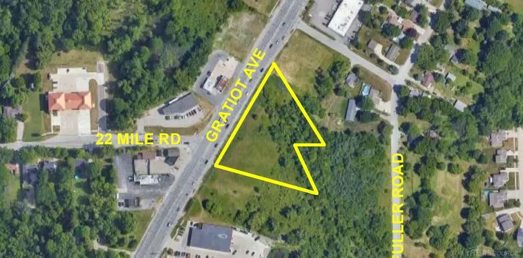 48936 Gratiot Avenue Chesterfield Township MI 48051