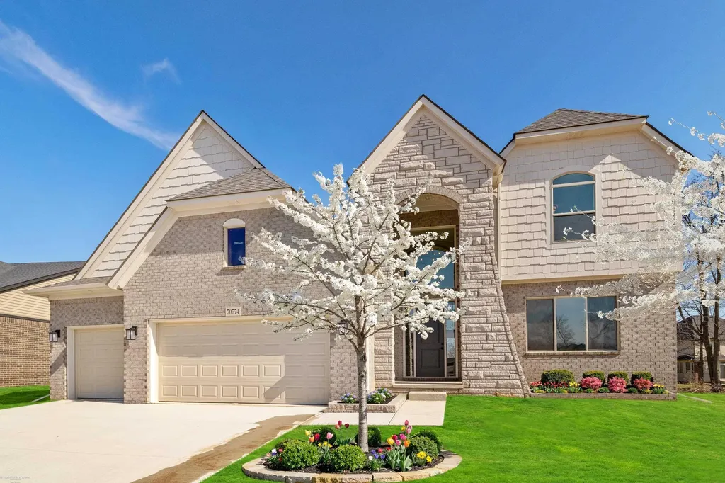 50574 Mistwood Drive Macomb Township MI 48042