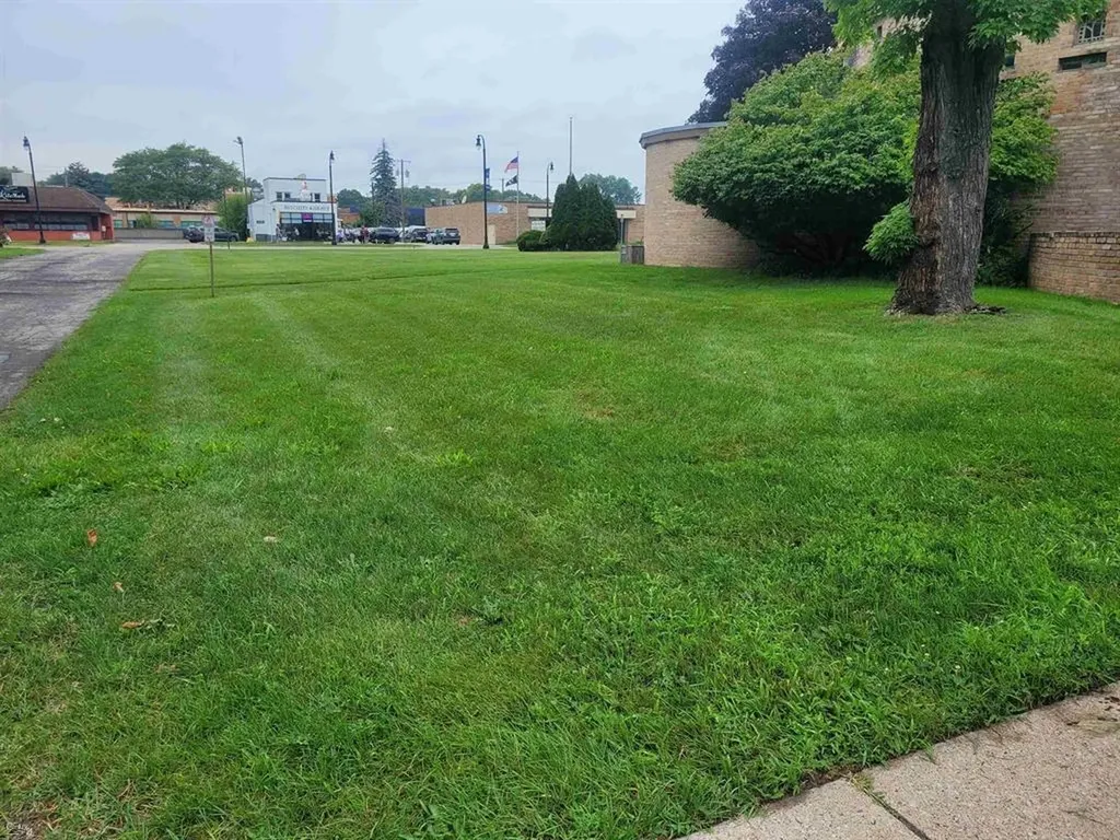 340 N Main Street Clawson City MI 48017