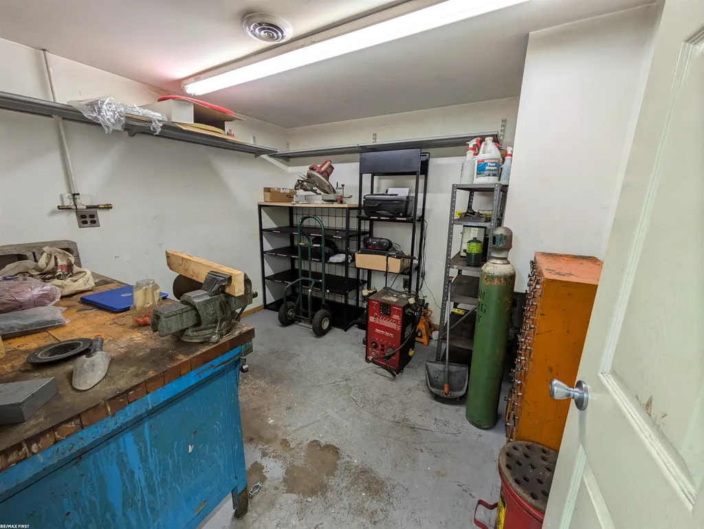 35850 Utica Road Clinton Charter Township MI 48035
