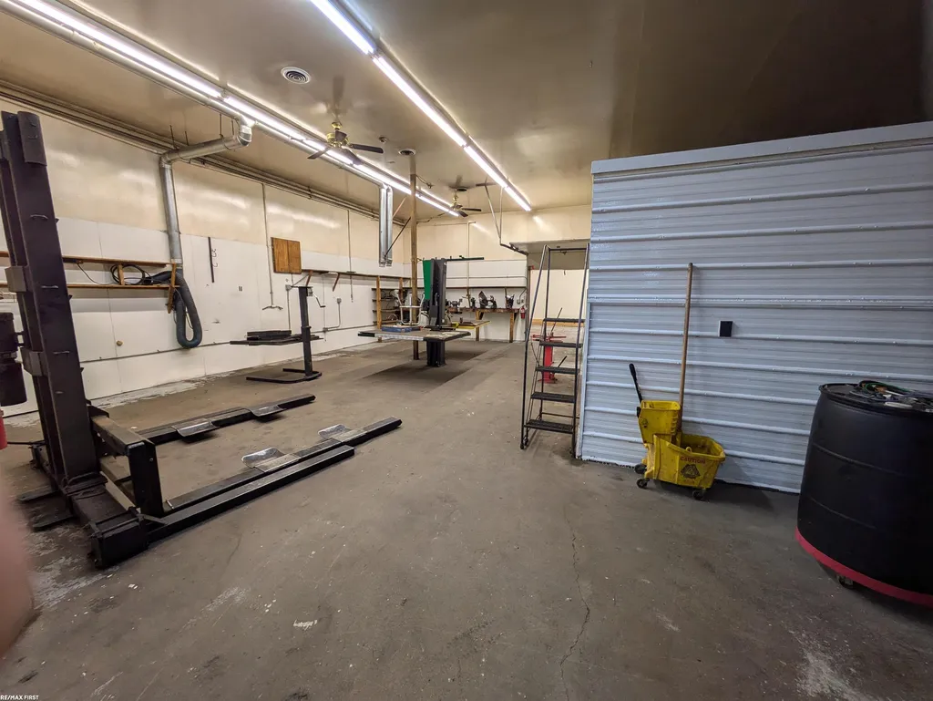35850 Utica Road Clinton Charter Township MI 48035