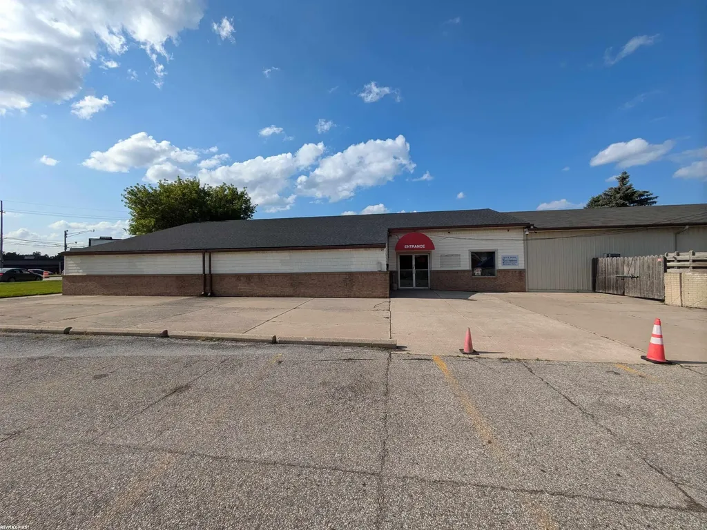 35850 Utica Road Clinton Charter Township MI 48035