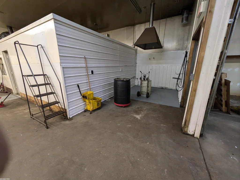 35850 Utica Road Clinton Charter Township MI 48035