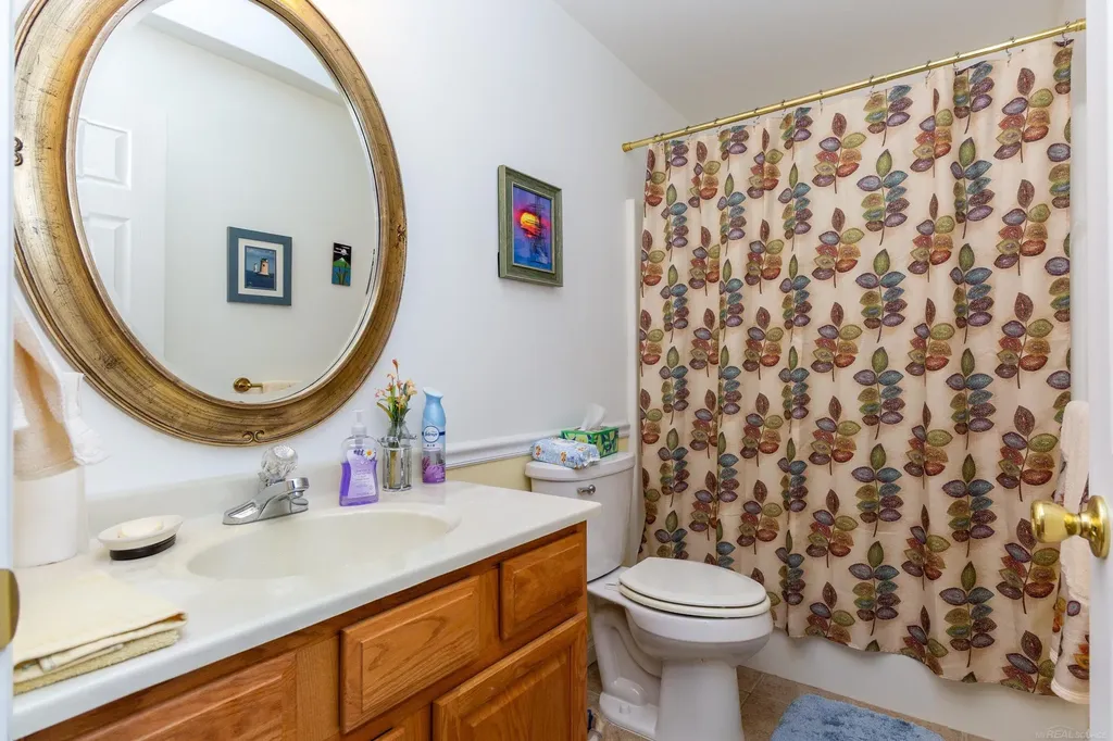 7520 Colony Drive Clay Township MI 48001