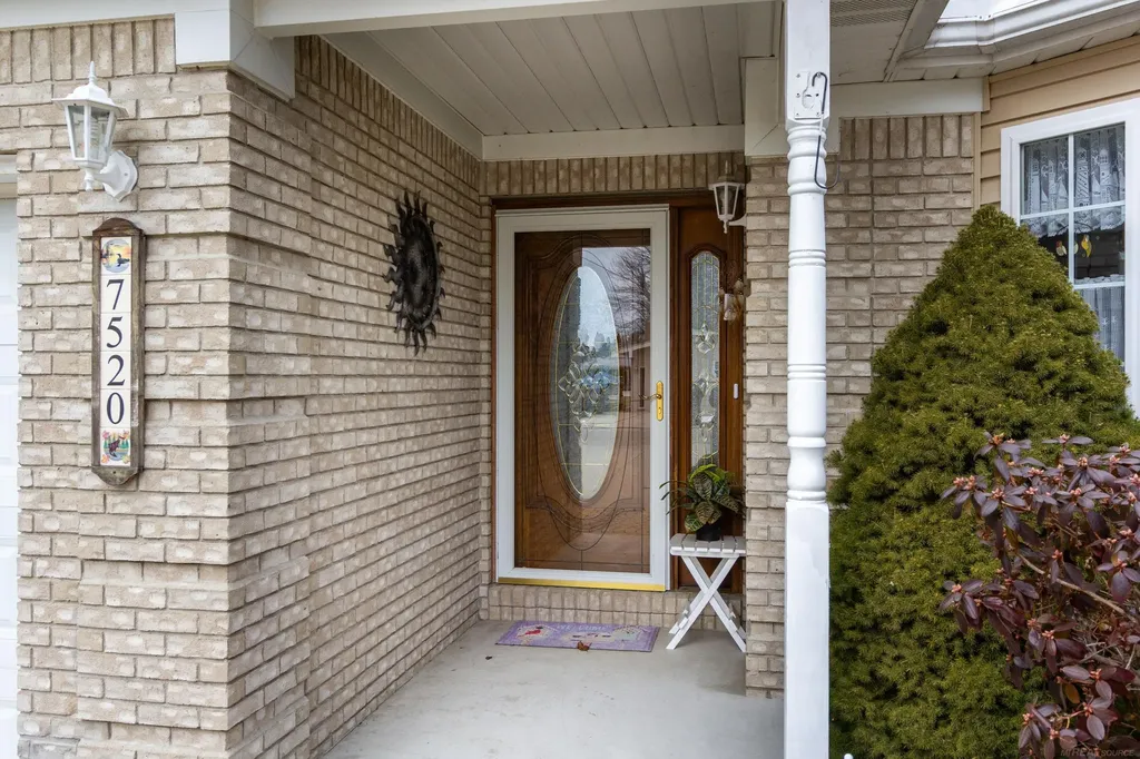 7520 Colony Drive Clay Township MI 48001