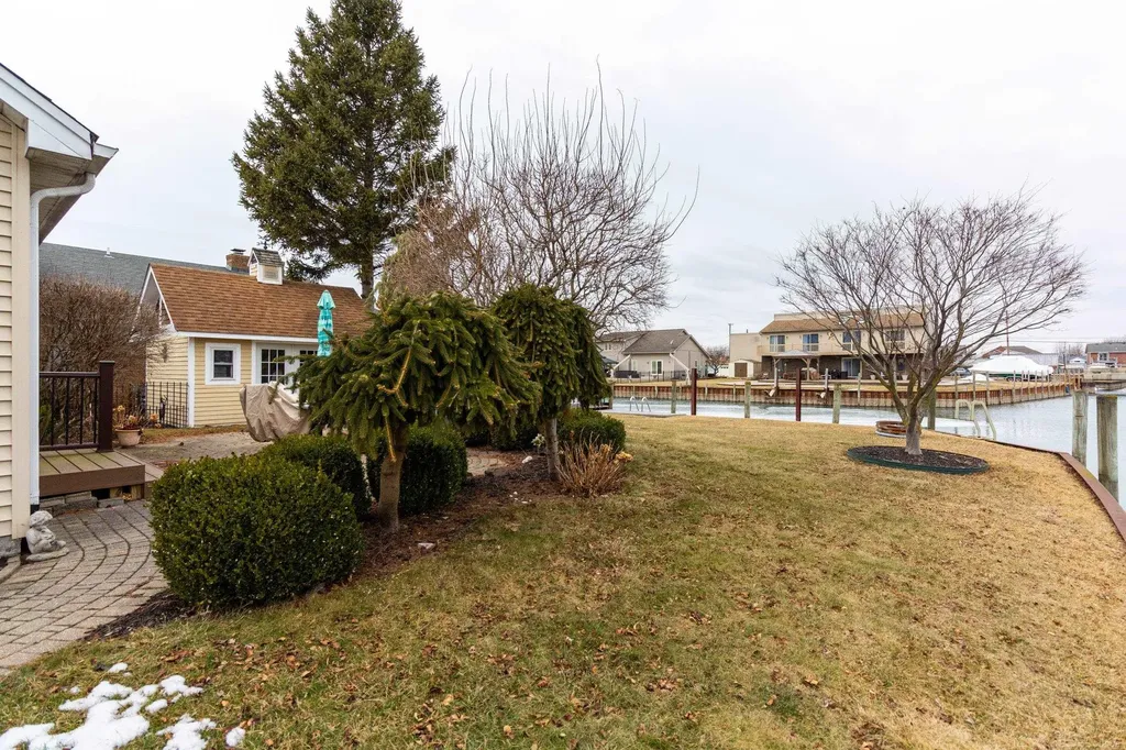 7520 Colony Drive Clay Township MI 48001