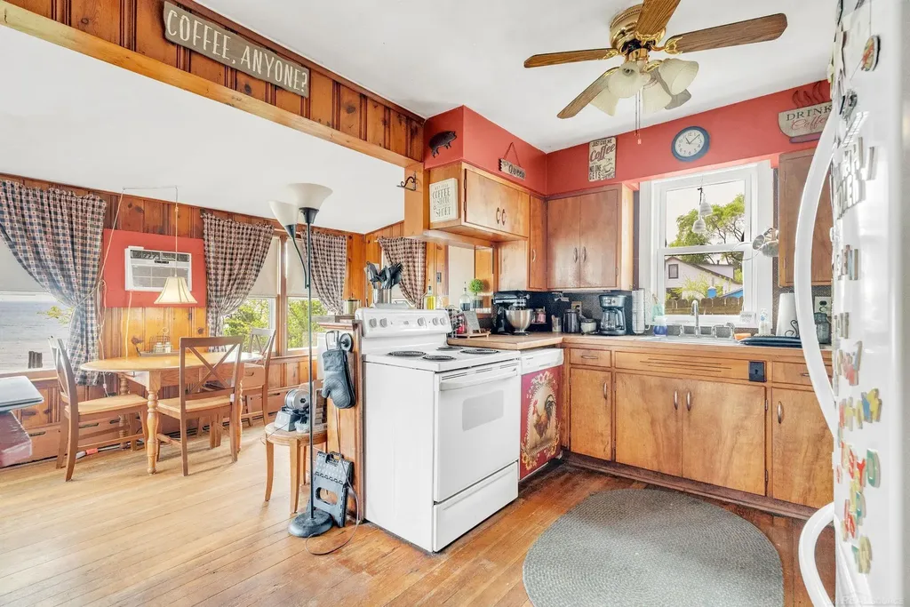 8941 & 8943 Lakeshore Road Worth Township MI 48450