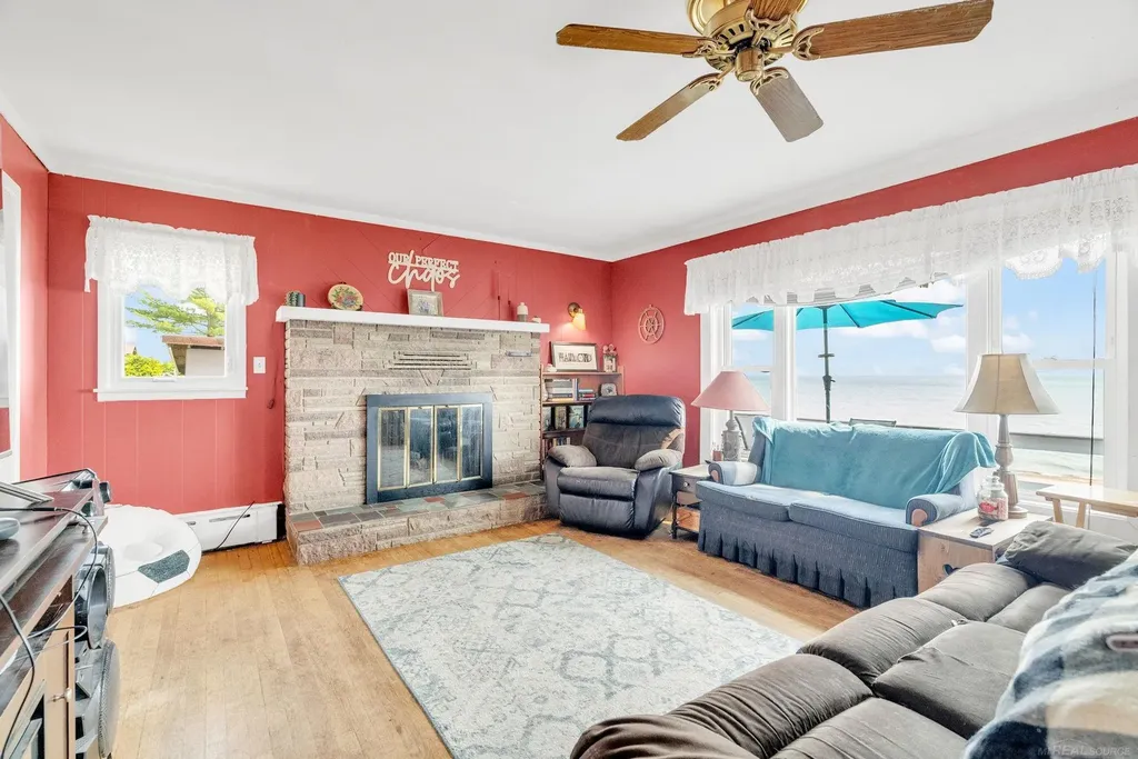 8941 & 8943 Lakeshore Road Worth Township MI 48450