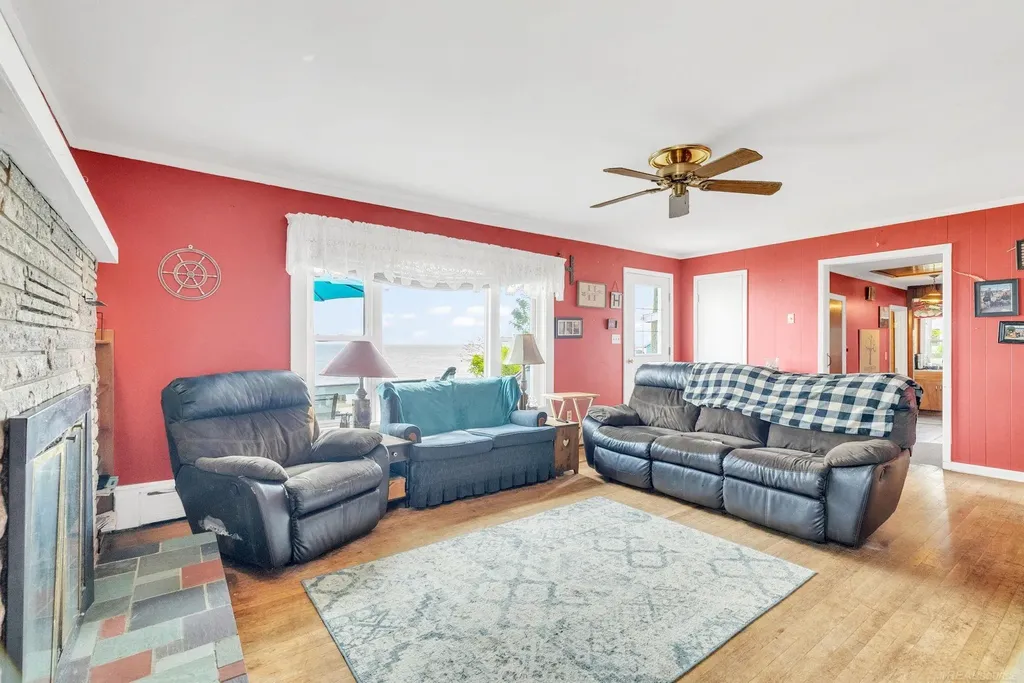 8941 & 8943 Lakeshore Road Worth Township MI 48450