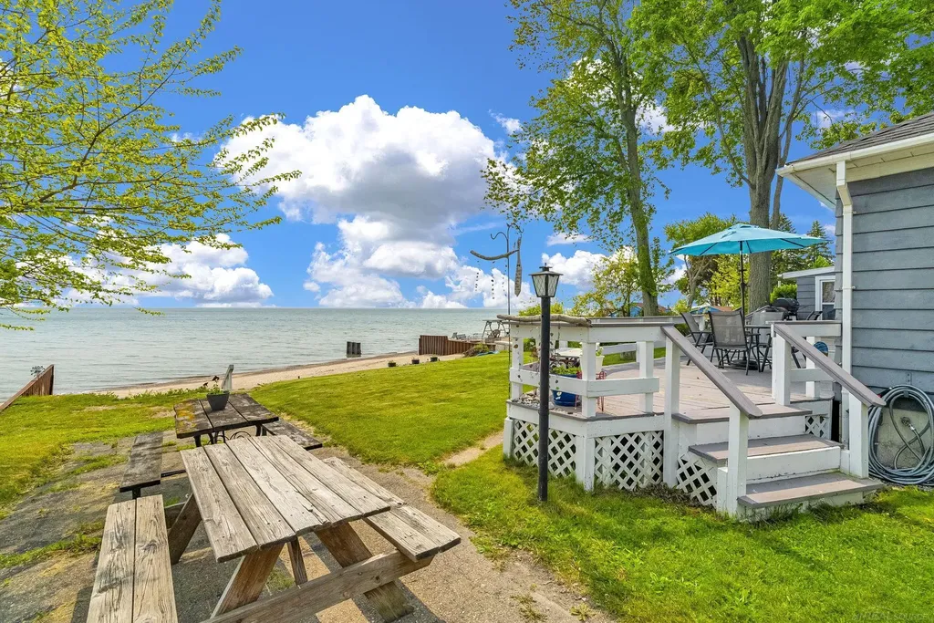 8941 & 8943 Lakeshore Road Worth Township MI 48450