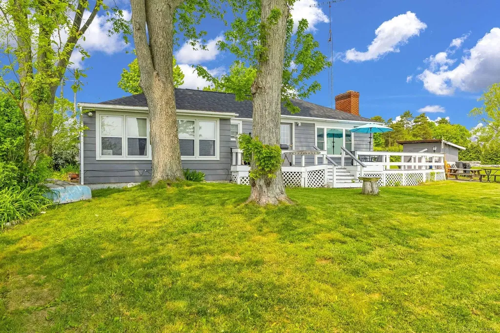 8941 & 8943 Lakeshore Road Worth Township MI 48450