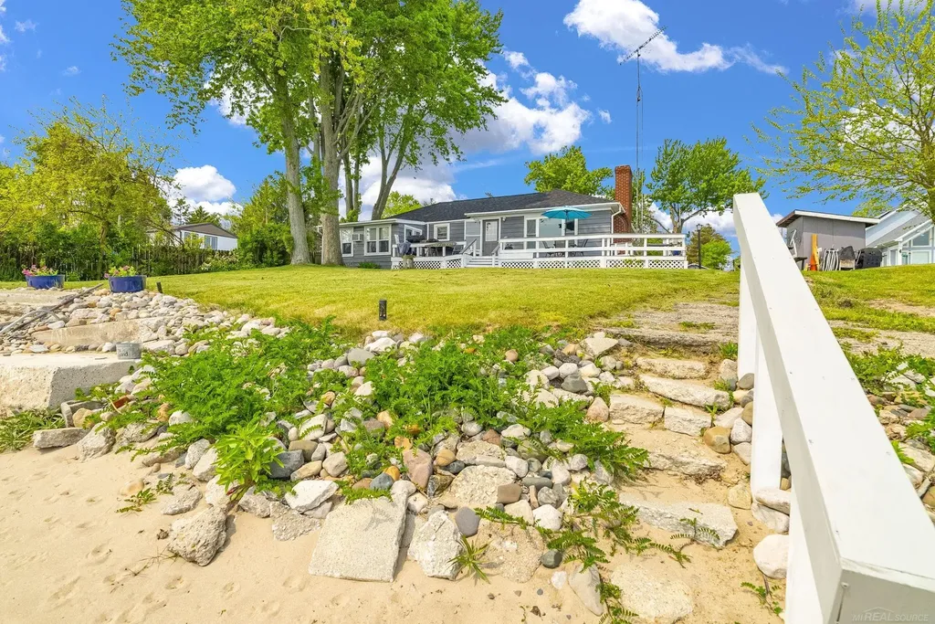 8941 & 8943 Lakeshore Road Worth Township MI 48450