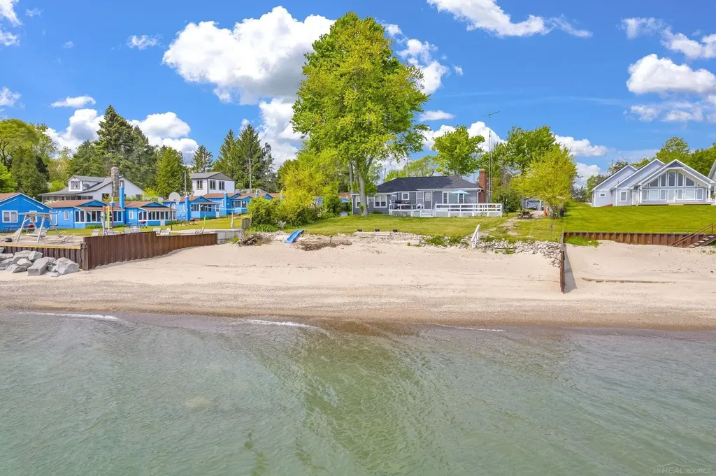8941 & 8943 Lakeshore Road Worth Township MI 48450