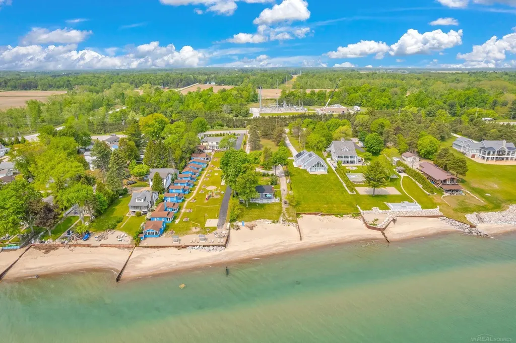 8941 & 8943 Lakeshore Road Worth Township MI 48450