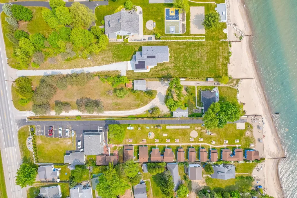 8941 & 8943 Lakeshore Road Worth Township MI 48450