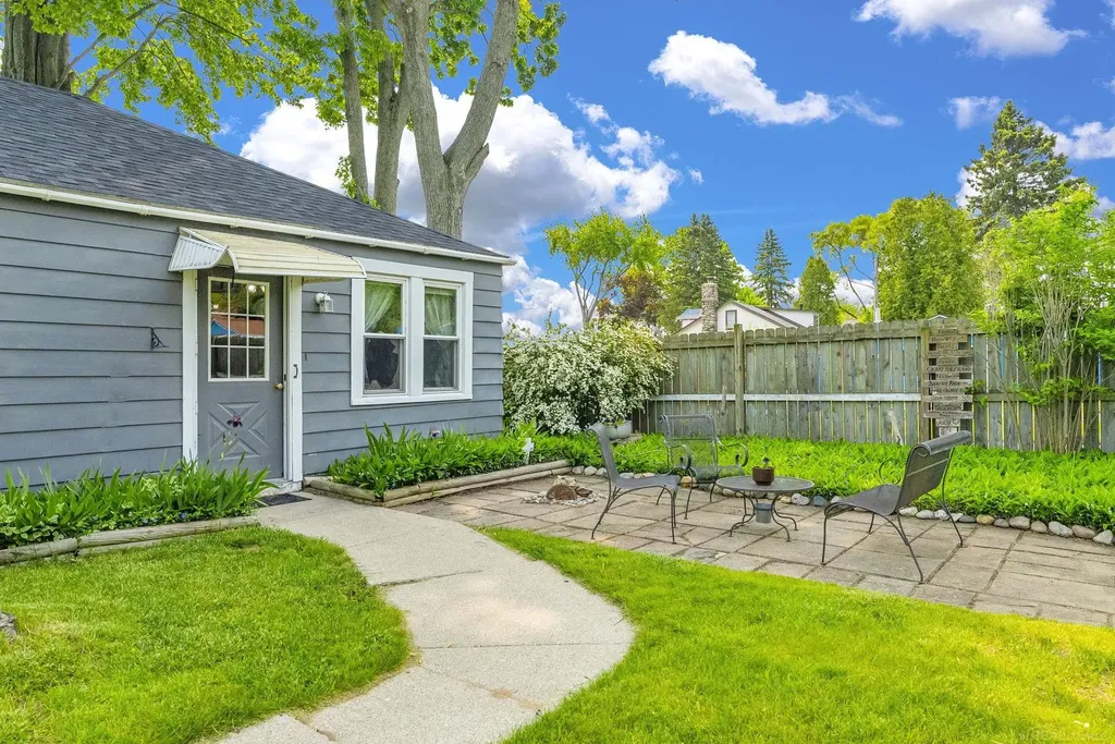 8941 & 8943 Lakeshore Road Worth Township MI 48450