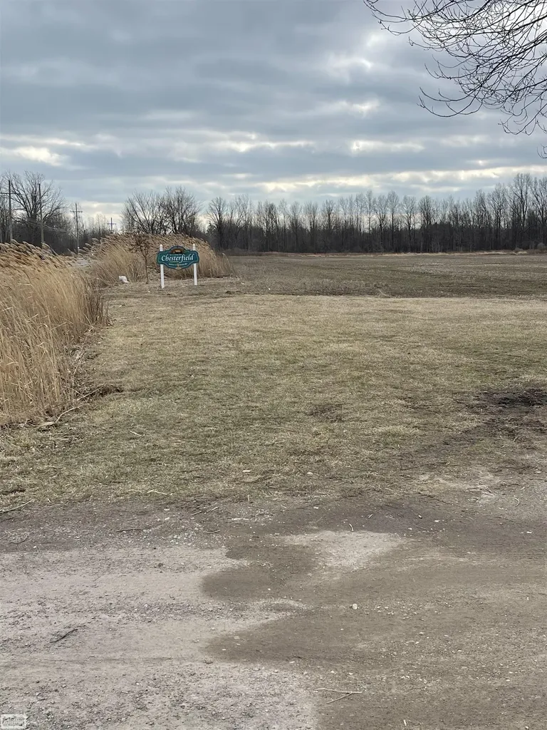 6018 County Line Road Chesterfield Township MI 48047